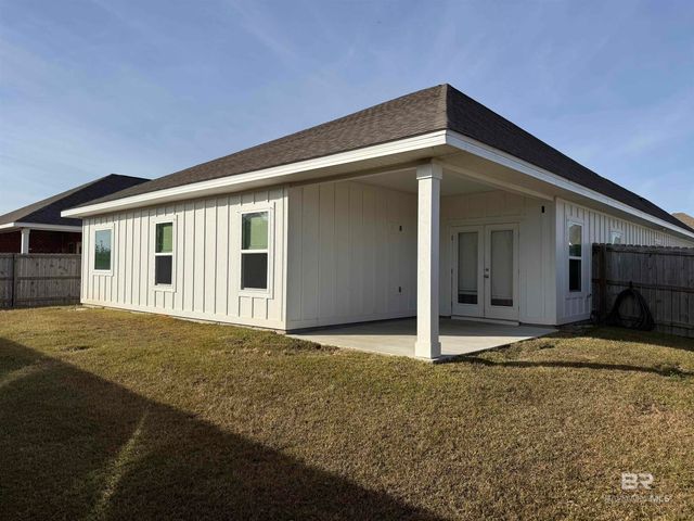 23234 Lieutenant Avenue, Foley, AL 36535