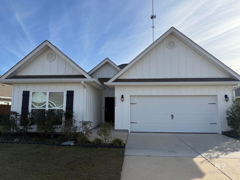 23234 Lieutenant Avenue, Foley, AL 36535