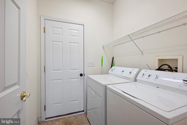 43 BARKLEY CT, Dover, DE 19904