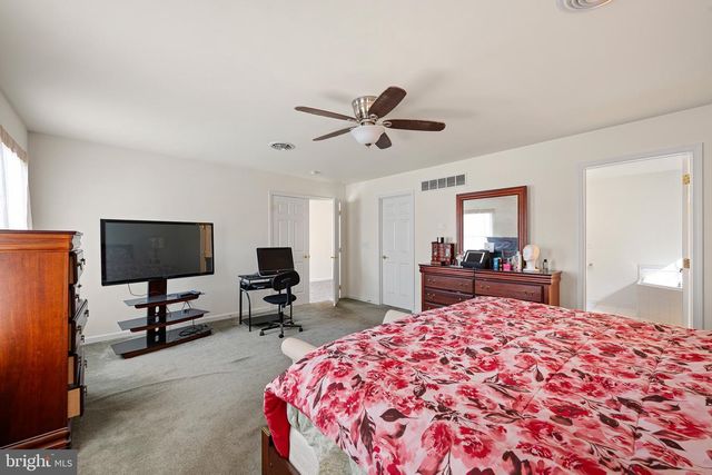 43 BARKLEY CT, Dover, DE 19904