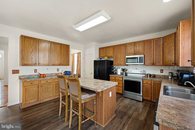 43 BARKLEY CT, Dover, DE 19904