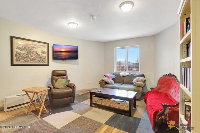 6235 N Wolverine Road, Palmer, AK 99645