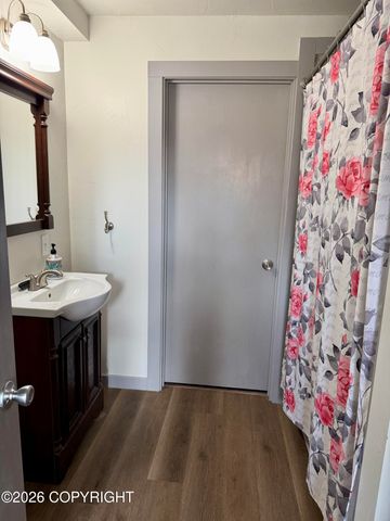 6235 N Wolverine Road, Palmer, AK 99645