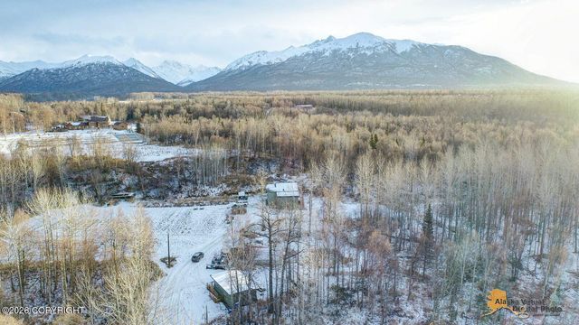 6235 N Wolverine Road, Palmer, AK 99645