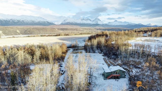6235 N Wolverine Road, Palmer, AK 99645