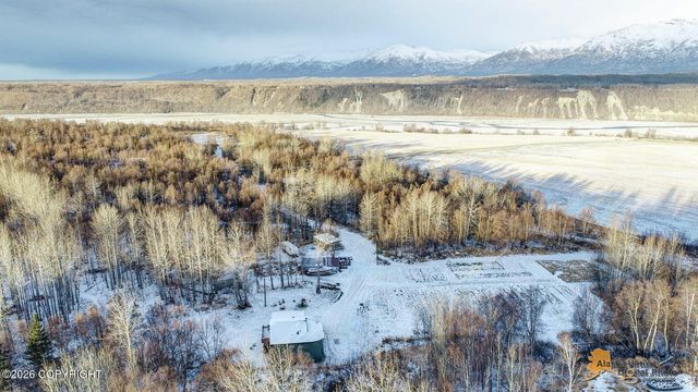6235 N Wolverine Road, Palmer, AK 99645