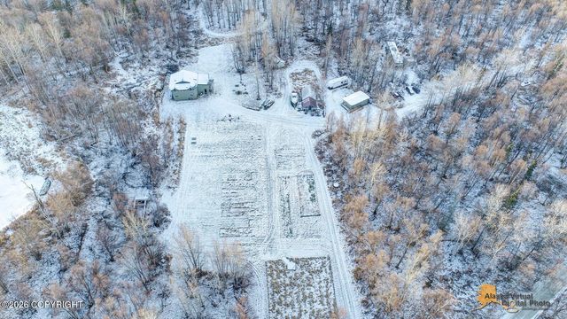6235 N Wolverine Road, Palmer, AK 99645