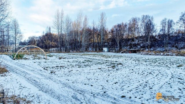 6235 N Wolverine Road, Palmer, AK 99645