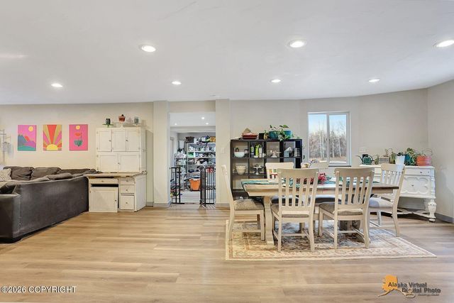 6235 N Wolverine Road, Palmer, AK 99645