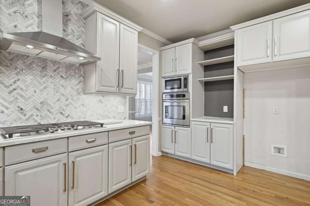 5040 Winding Hills Lane, Woodstock, GA 30189