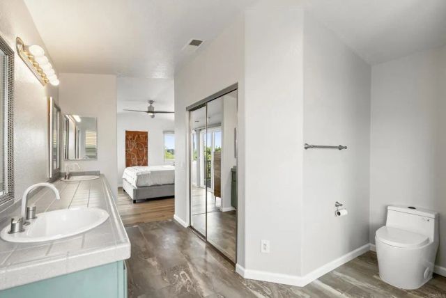 6749 Alamo Ct, La Mesa, CA 91942