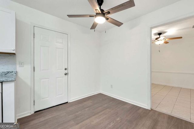 556 Sunfield Drive NW, Lilburn, GA 30047