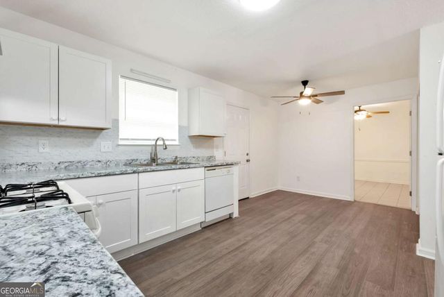 556 Sunfield Drive NW, Lilburn, GA 30047