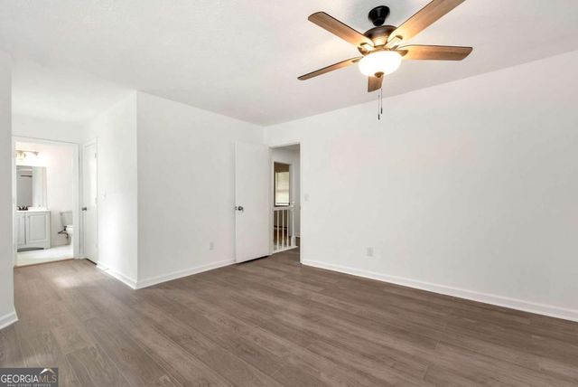 556 Sunfield Drive NW, Lilburn, GA 30047