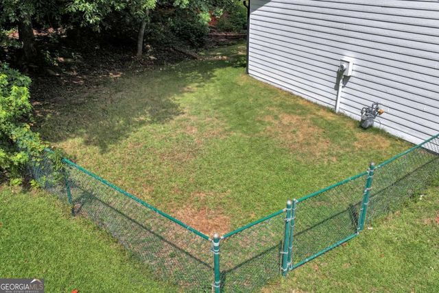 556 Sunfield Drive NW, Lilburn, GA 30047