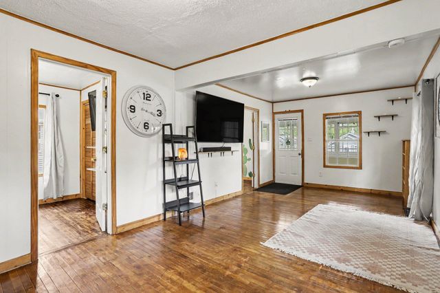 35 W Grand Circle Avenue, Battle Creek, MI 49037