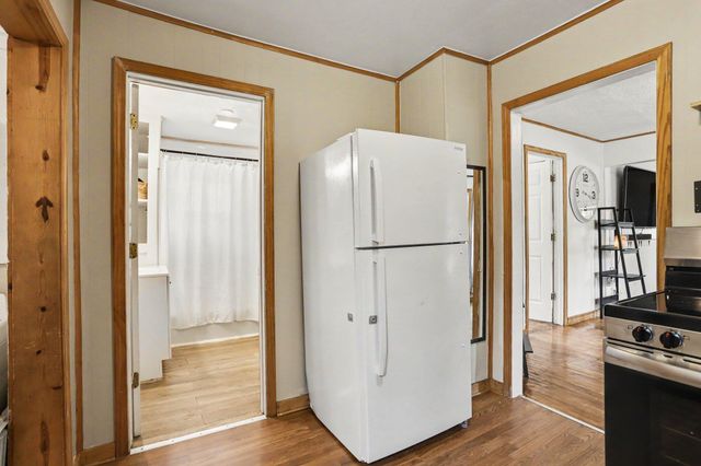 35 W Grand Circle Avenue, Battle Creek, MI 49037