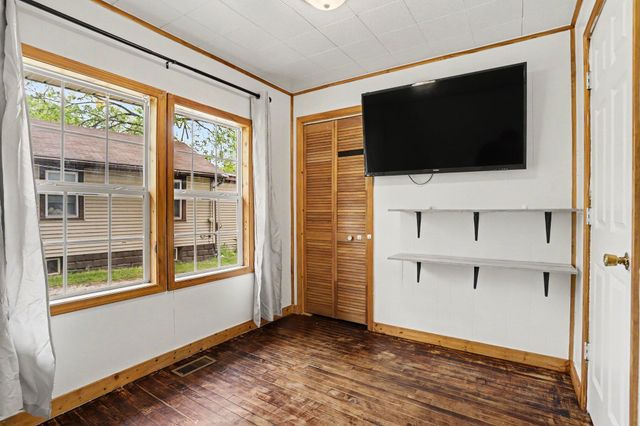 35 W Grand Circle Avenue, Battle Creek, MI 49037