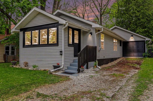 35 W Grand Circle Avenue, Battle Creek, MI 49037