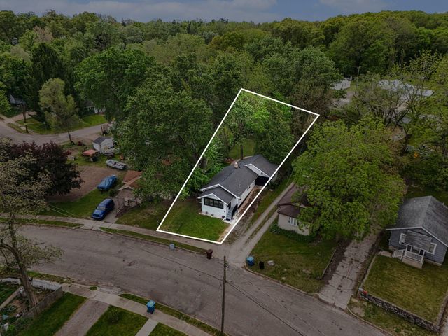 35 W Grand Circle Avenue, Battle Creek, MI 49037