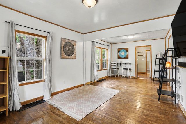 35 W Grand Circle Avenue, Battle Creek, MI 49037
