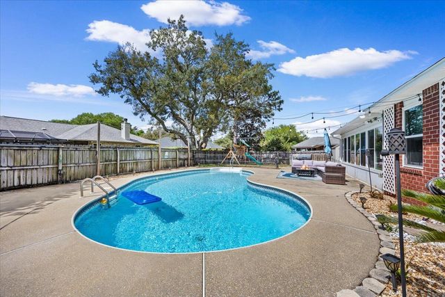 7739 Ramona Drive, Navarre, FL 32566