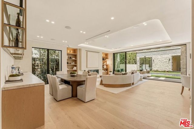 4628 Saloma Avenue, Sherman Oaks, CA 91403
