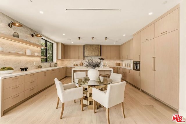 4628 Saloma Avenue, Sherman Oaks, CA 91403