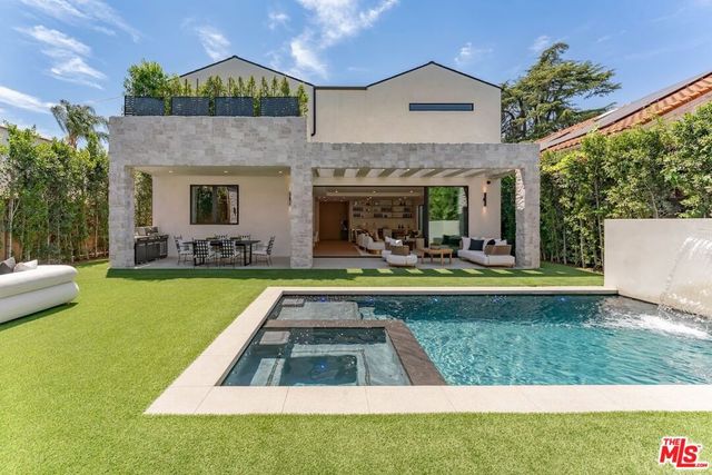4628 Saloma Avenue, Sherman Oaks, CA 91403