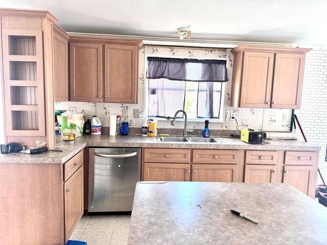 2030 SE 24th Boulevard, Okeechobee, FL 34974