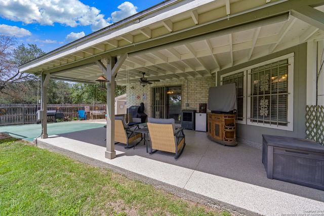 3402 ROSETTI DR, San Antonio, TX 78247