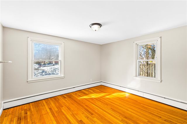 52 Dahlia Street, Warwick, RI 02888