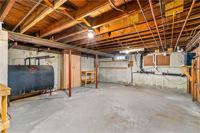 52 Dahlia Street, Warwick, RI 02888