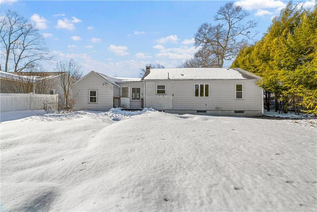 52 Dahlia Street, Warwick, RI 02888