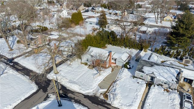 52 Dahlia Street, Warwick, RI 02888