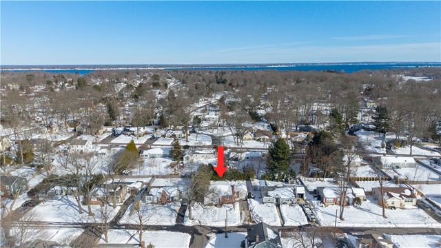 52 Dahlia Street, Warwick, RI 02888