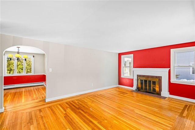 52 Dahlia Street, Warwick, RI 02888