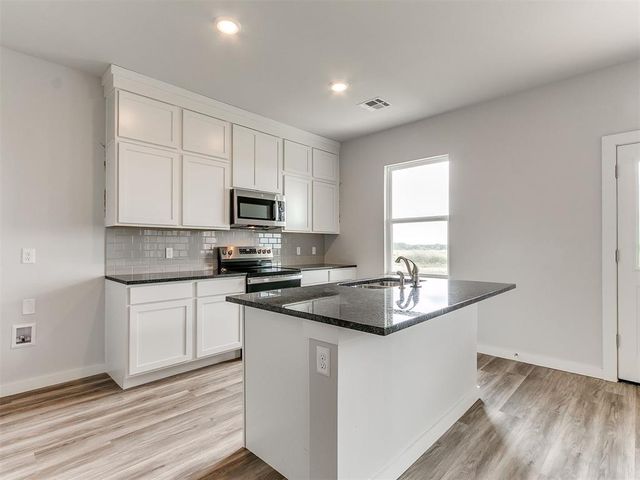 3490 Manning Farms Boulevard, El Reno, OK 73036