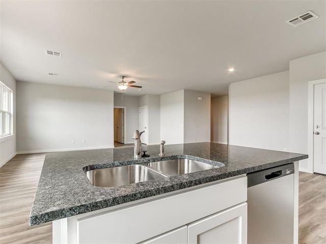 3490 Manning Farms Boulevard, El Reno, OK 73036