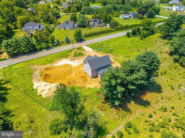 1573 OLDMANS CREEK RD, Swedesboro, NJ 08085