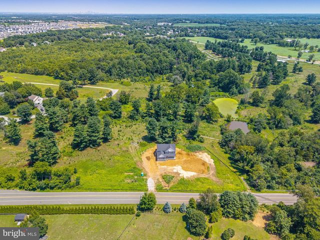 1573 OLDMANS CREEK RD, Swedesboro, NJ 08085