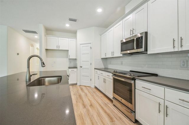 11347 STRIPED BASS COURT, New Port Richey, FL 34654