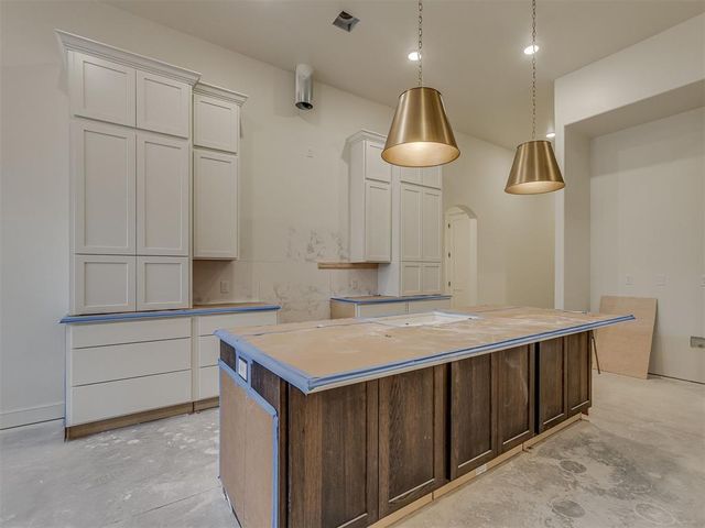 13025 Coltrane Road, Edmond, OK 73034