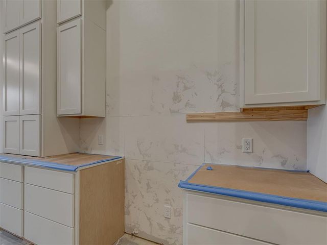 13025 Coltrane Road, Edmond, OK 73034