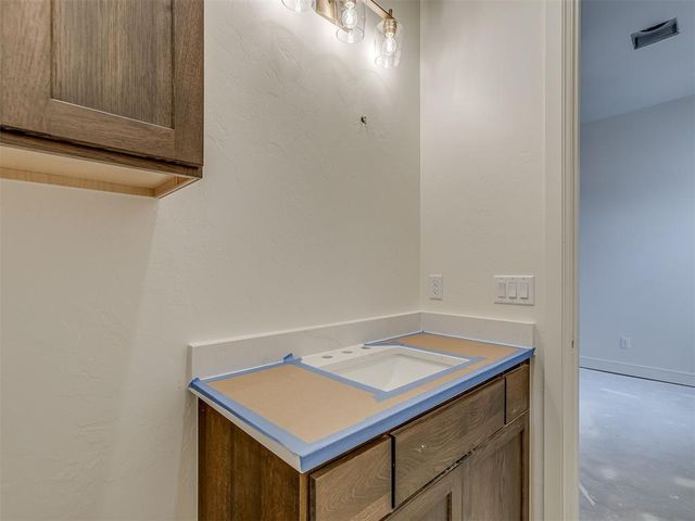13025 Coltrane Road, Edmond, OK 73034