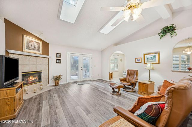 4364 HOLLYGATE Drive, Jacksonville, FL 32258