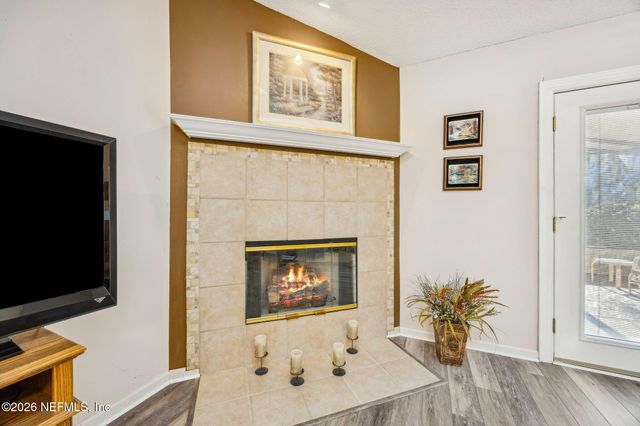 4364 HOLLYGATE Drive, Jacksonville, FL 32258