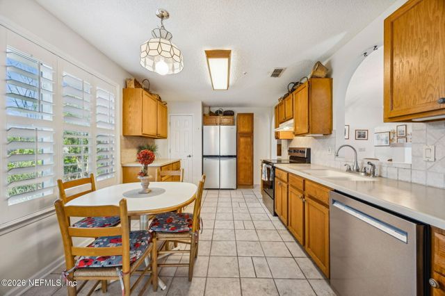 4364 HOLLYGATE Drive, Jacksonville, FL 32258