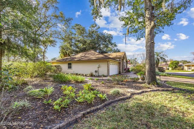 4364 HOLLYGATE Drive, Jacksonville, FL 32258