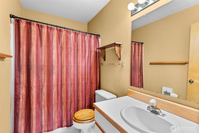 821 Ketch Court, Ocean Shores, WA 98569